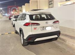 تۆیۆتا کۆرۆلا کرۆس